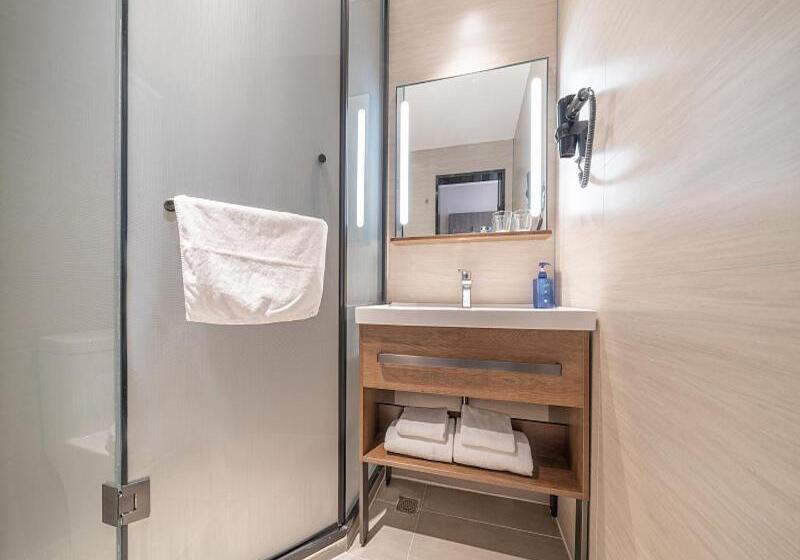 Superior Oda, Hanting  Beijing Qianmen Street