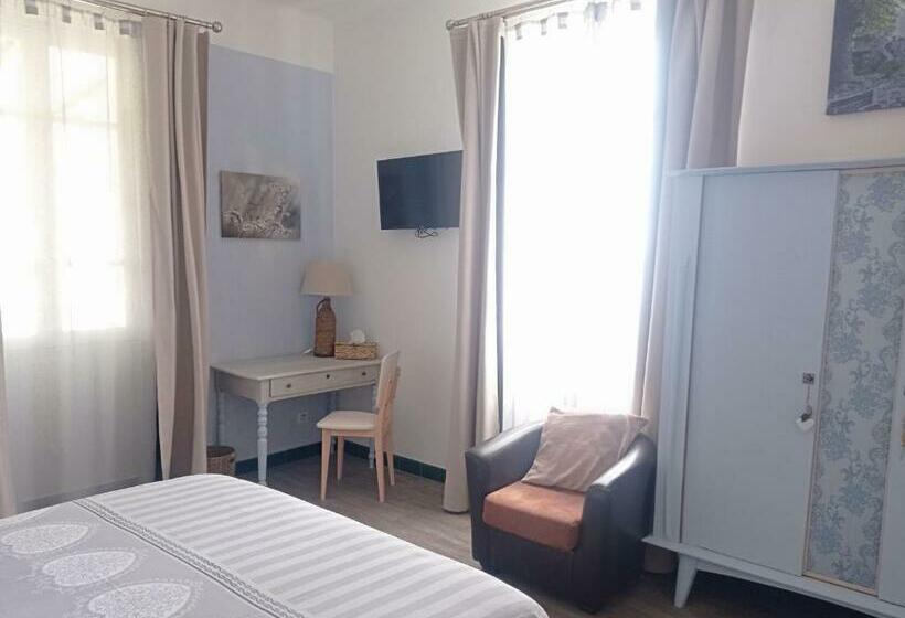 オーシャンビュースタンダードルーム, A Caserella Chambres D Hôtes