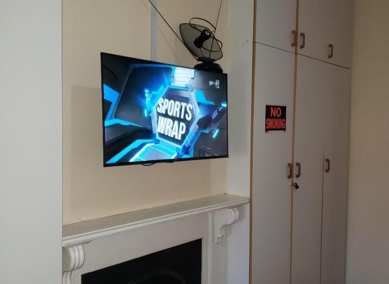 ファミリールーム, 13 Maitland Road