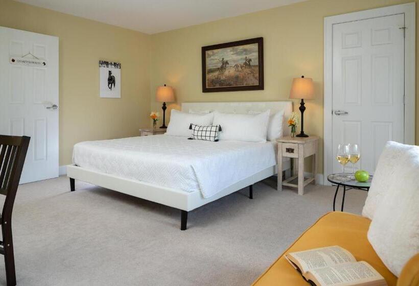 غرفة قياسية سرير كينج, Apple Pony Inn