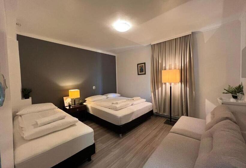 اتاق خانوادگی با سرویس بهداشتی مشترک, Kastali Guesthouse