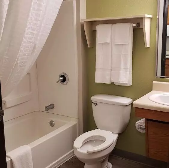 ２ダブルベッドのスタンダードルーム, Woodspring Suites Kansas City Mission