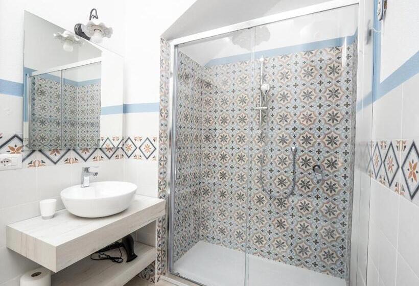 スタンダードルーム, Affittacamere Solki