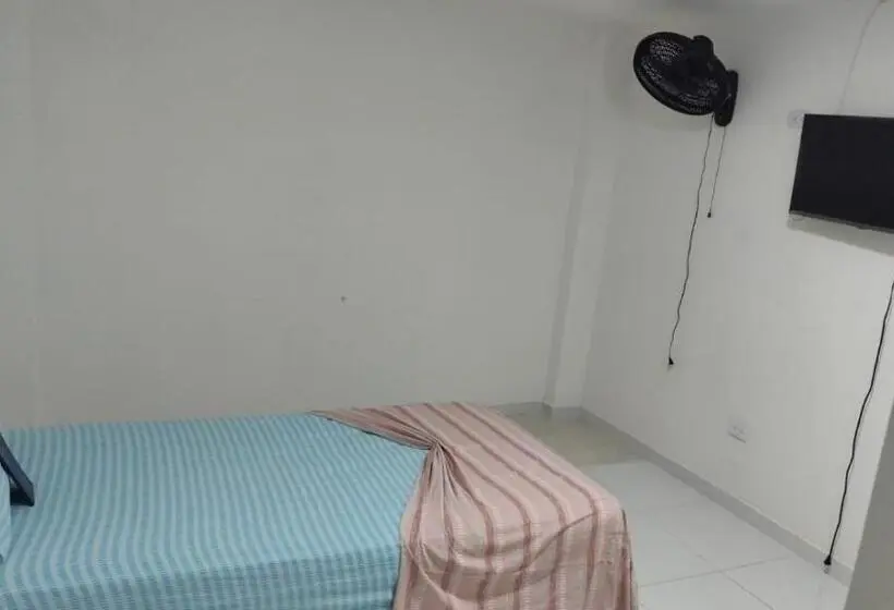 Economy Yhden Hengen Huone, Baruj Guajira Suit  Riohacha