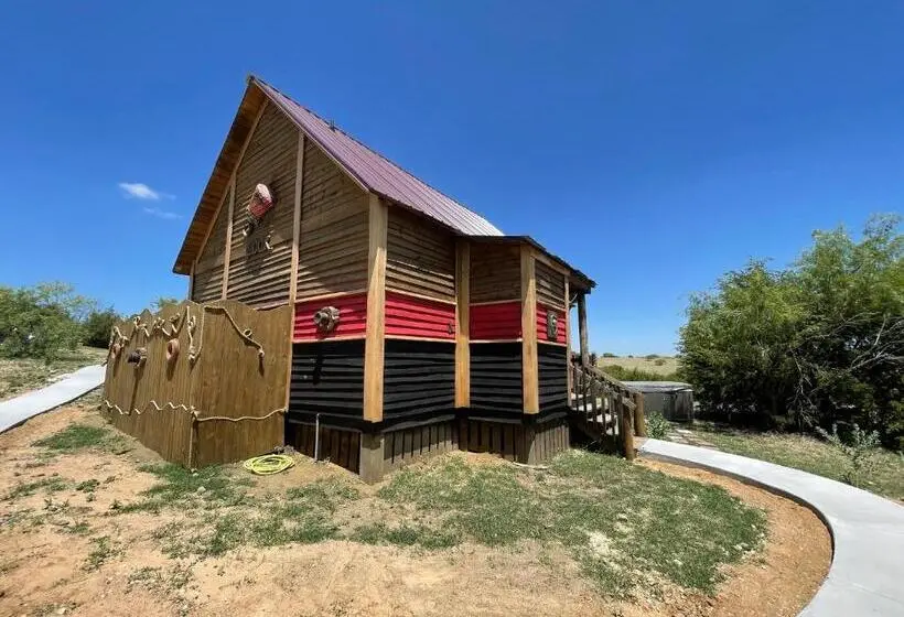 スーペリアスタジオ, Blue Hills Ranch