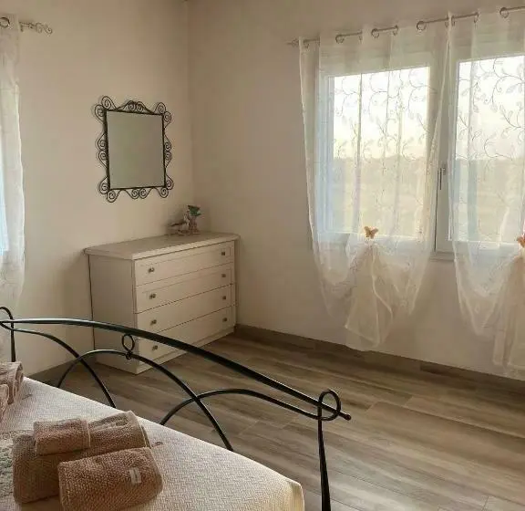 スタンダードルーム, Villa Flora Di Capriata D Orba