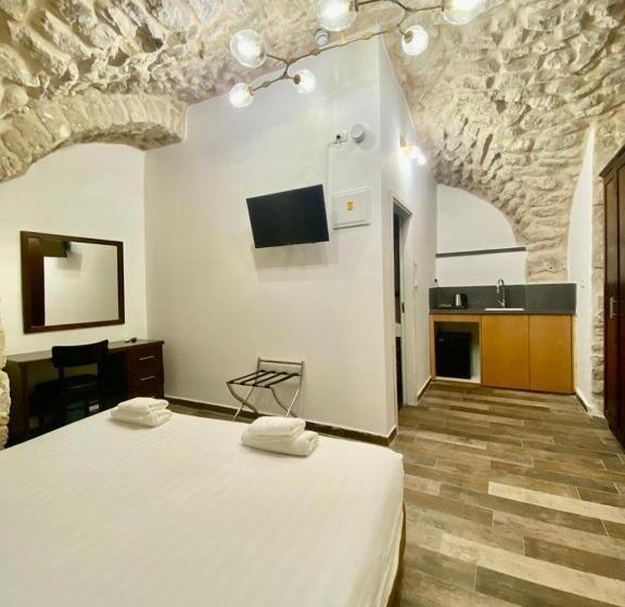 חדר סטנדרט, Petrakis Inn