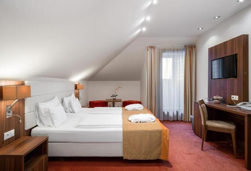 Номер Комфорт, Bükkös Hotel & Spa