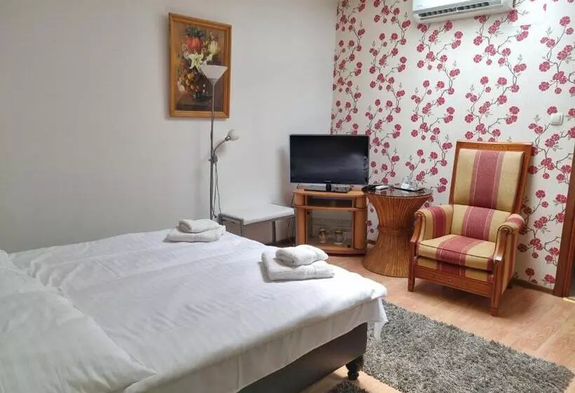 スタンダードルーム, Bástya Wellness Hotel Nyírbátor