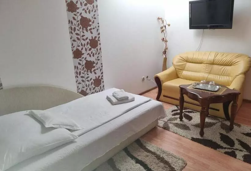 スーペリアシングルルーム, Bástya Wellness Hotel Nyírbátor