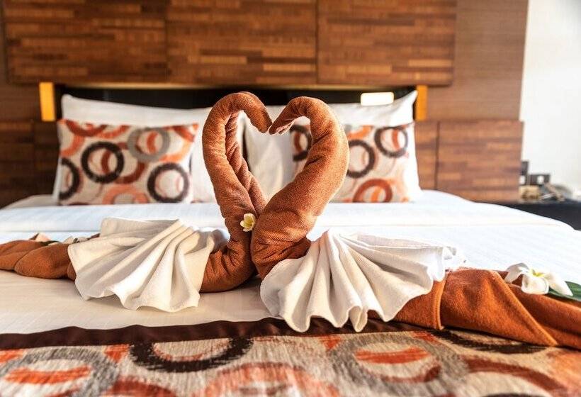 סוויטה משפחתית, Am Samui Palace