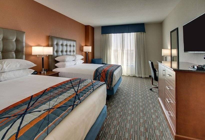 Номер Deluxe, Drury Inn & Suites Iowa City Coralville