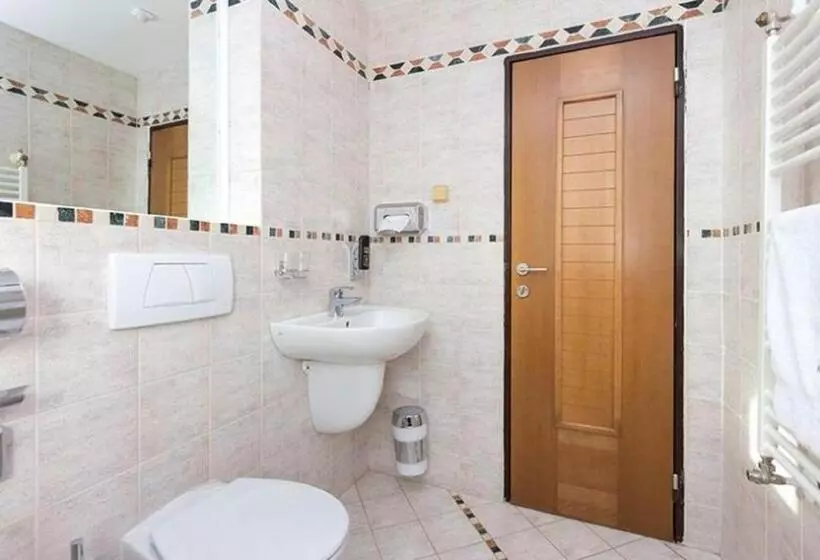 Standard Single Room