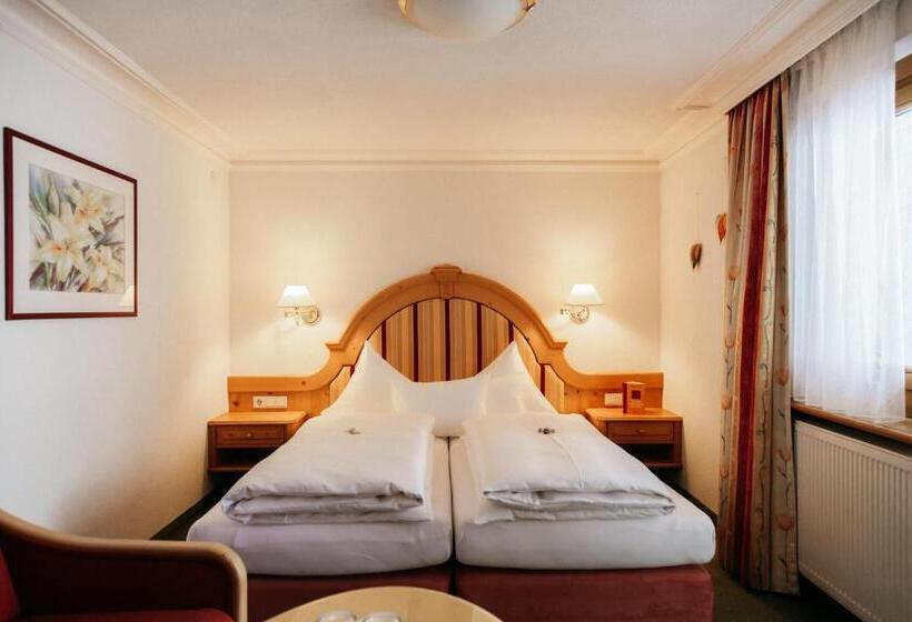 Quarto Comfort, Kristall