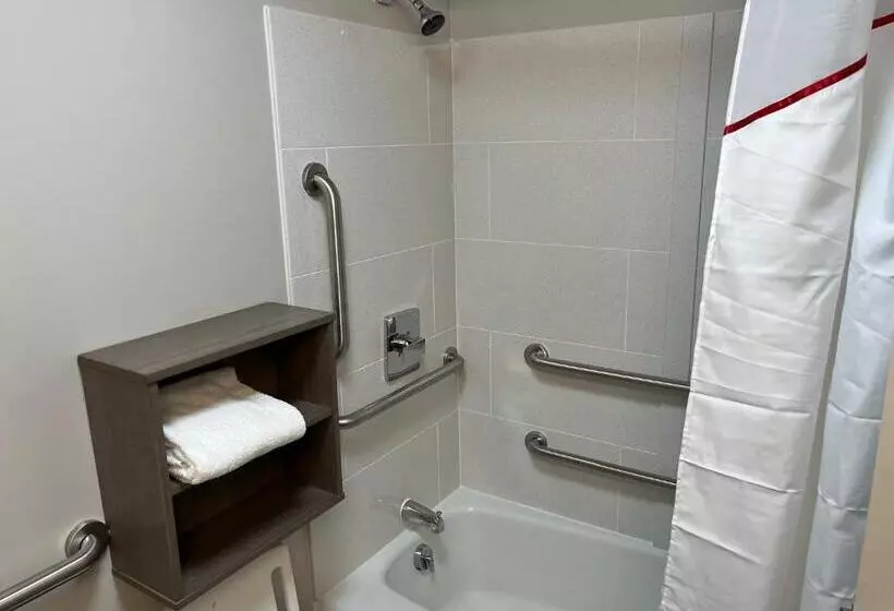 身障者適用スイートルーム, Red Roof Inn & Suites Wilkesboro