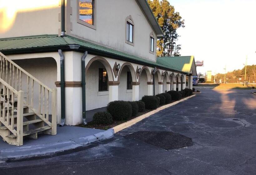 غرفة ديلوكس, Scottish Inns