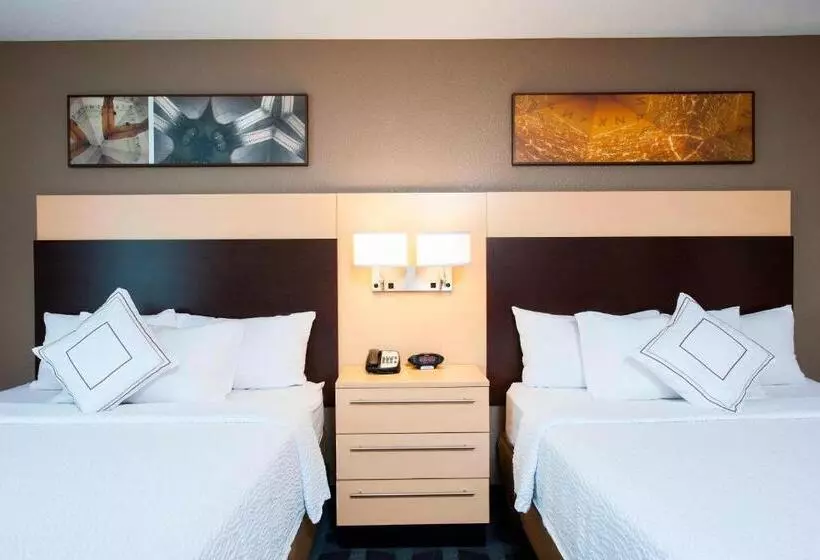 スタンダードスタジオ, Towneplace Suites Des Moines Urbandale