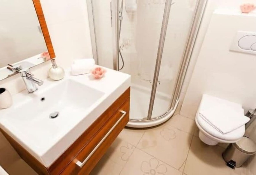 اتاق استاندارد با بالکن, Villa Aina Boutique