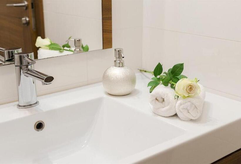 اتاق استاندارد با بالکن, Villa Aina Boutique