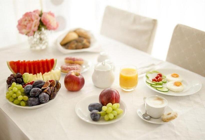 Standard room with outdoor bath, Villa Aina Boutique