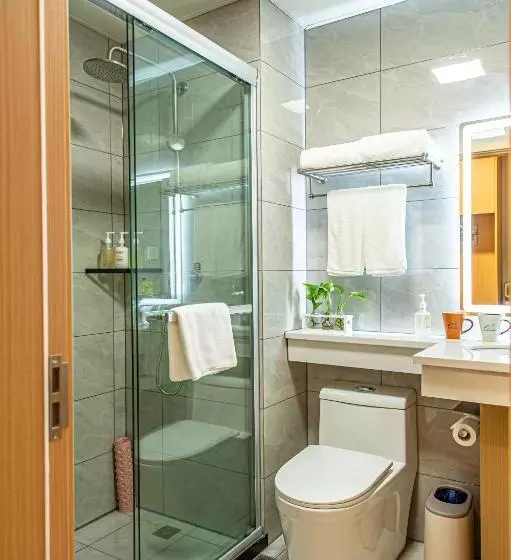 اتاق استاندارد, Shanghai Joyful Yard Hotel Free Shuttle Bus From Pudong Airport And Disneylan