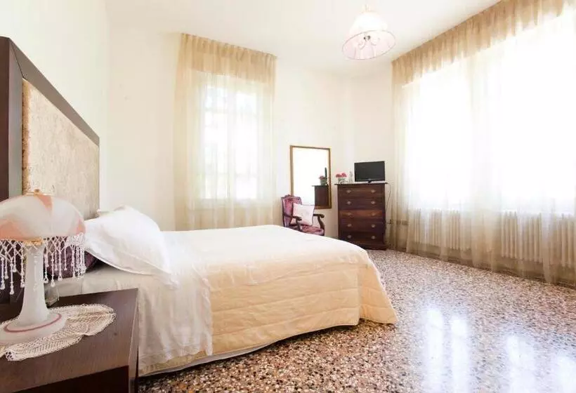 スタンダードトリプルルーム, B&b Casa Dei Grilli