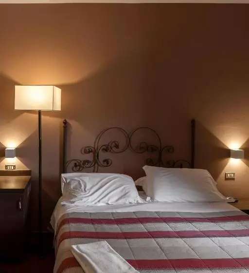 スタンダードトリプルルーム, Albergo Del Chianti