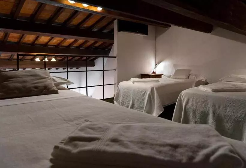 スタンダード5人部屋, Albergo Del Chianti