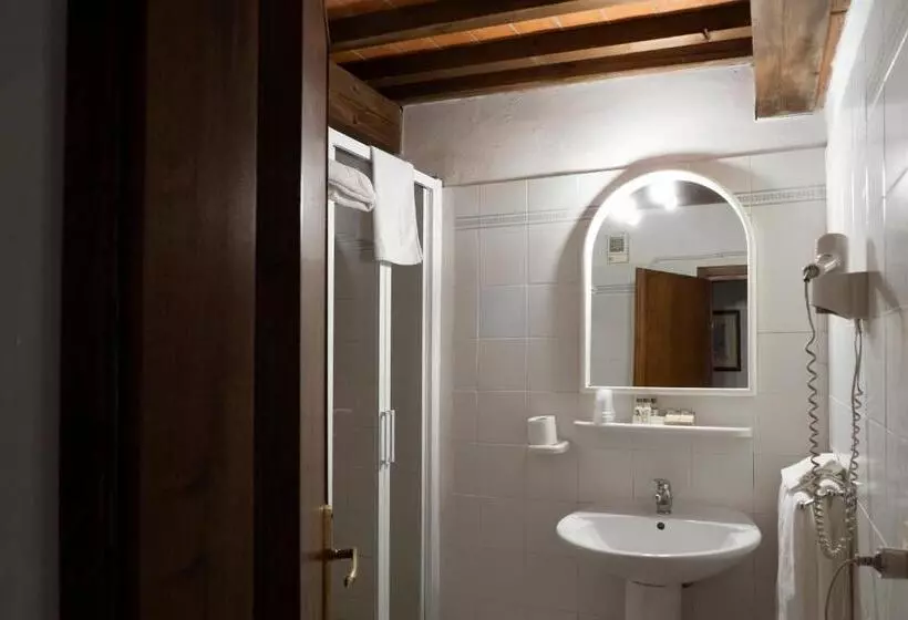 スタンダード5人部屋, Albergo Del Chianti