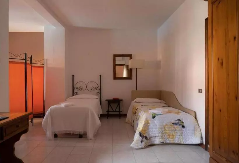 スイート（家族用）, Albergo Del Chianti