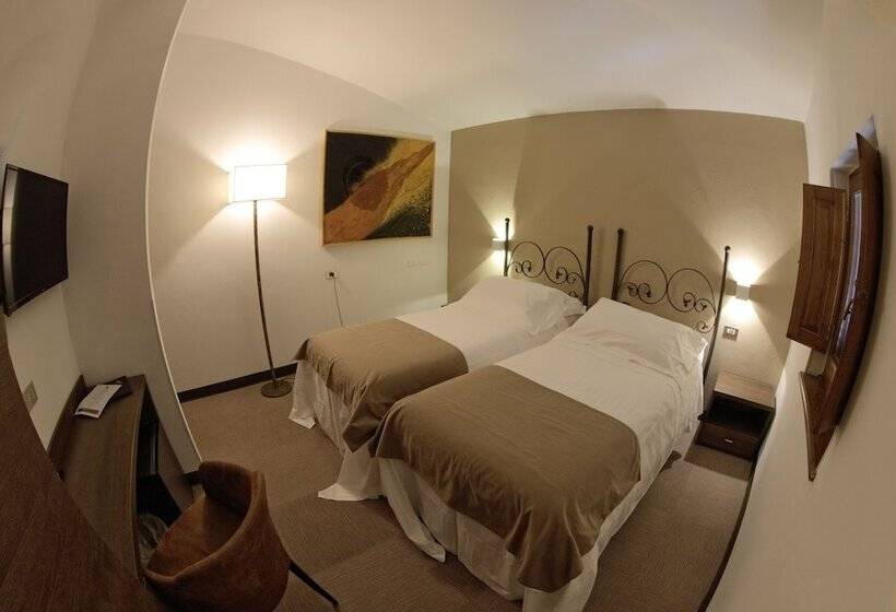 Háromágyas Standard Szoba, Albergo Del Chianti