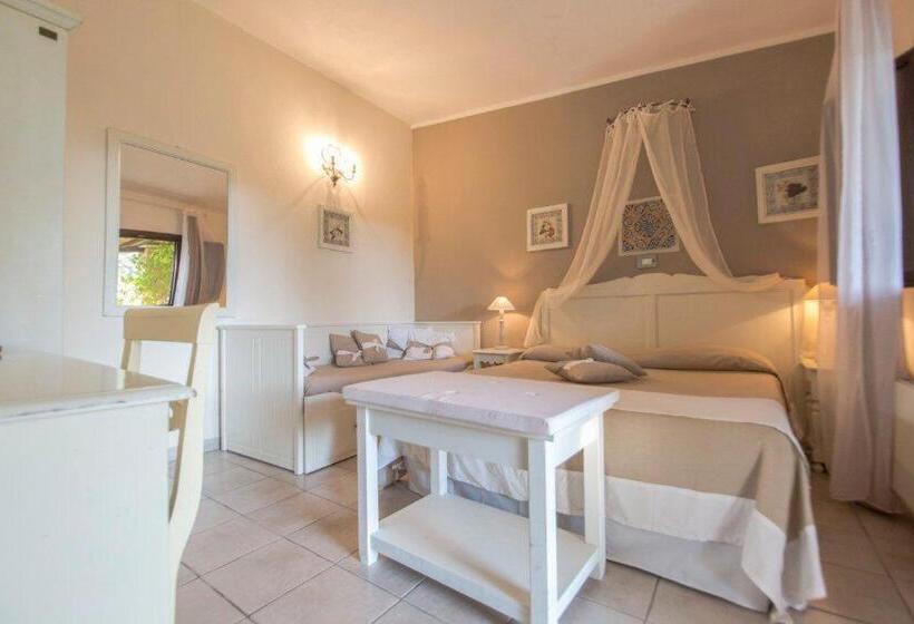 غرفة قياسية ثلاثية, Antica Masseria Rottacapozza