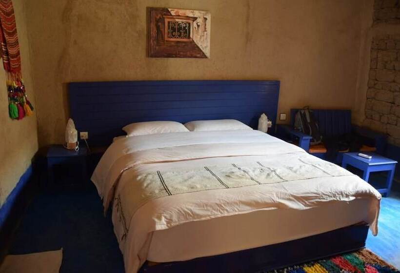 Chambre Standard, Chez Youssef