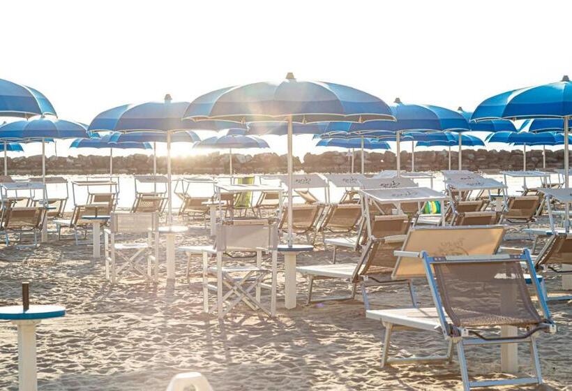 اتاق اکونومی, Cola Frontemare