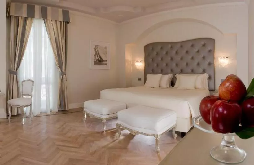 سوییت جونیور, Grand Hotel Da Vinci