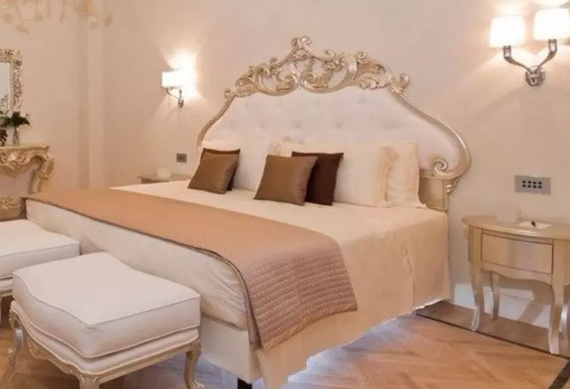 اتاق لوکس سه تخته, Grand Hotel Da Vinci