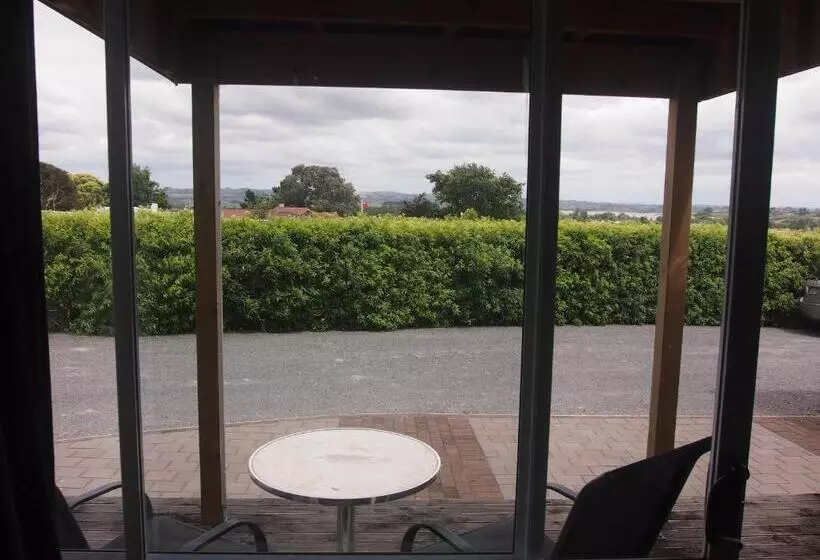 キングサイドベッドのスタンダードワンルーム, Manor Views Nz