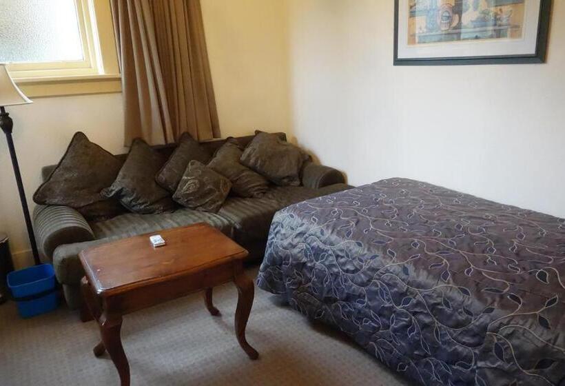 Семейный Номер Премиум, Manor Views Nz