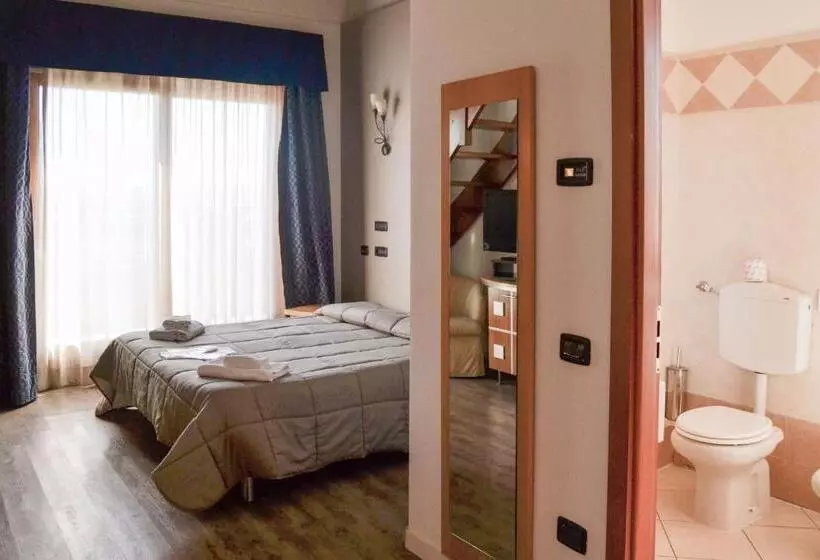 Junior Suite, Planet