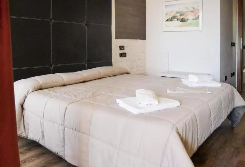 Habitació Triple Estàndard, Planet