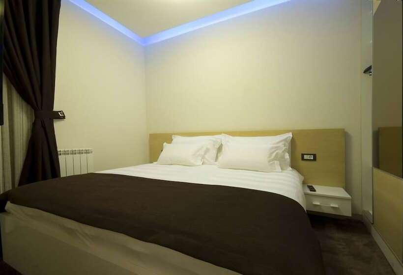 سوییت جونیور, Soa