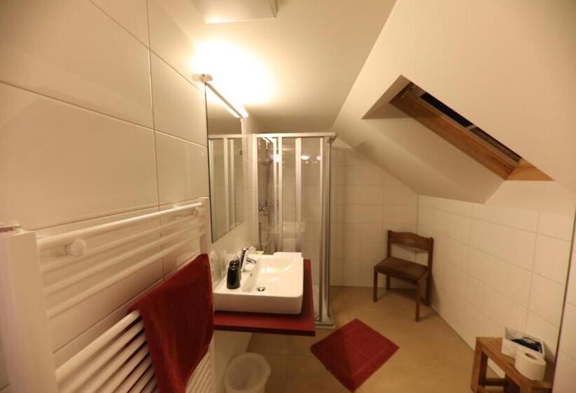 Номер Стандарт, Gasthof Ochsen