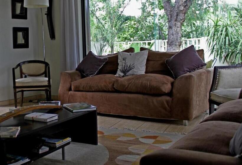 اتاق لوکس, The Elegant Guesthouse