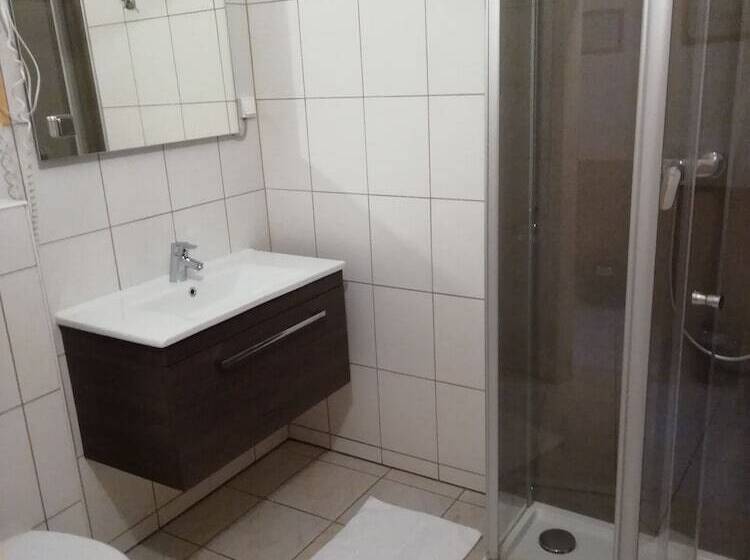 Номер Стандарт Индивидуальный, Weinhotel Kirchenwirt