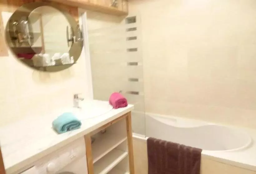 Standard Kolmen Hengen Huone, Apart Hotel & Spa La Destière