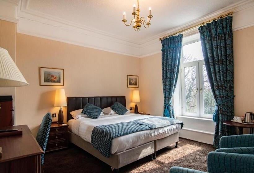 غرفة تنفيذية, Astley Bank