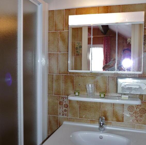 ペントハウスルーム, Auberge Des Montauds