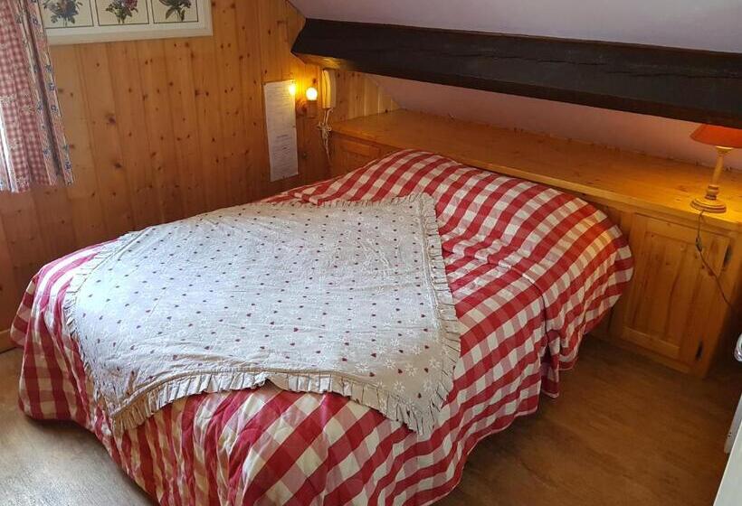 ペントハウスルーム, Auberge Des Montauds