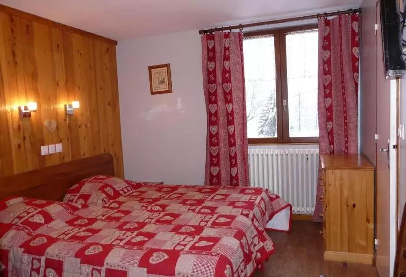 クラシックルーム, Auberge Des Montauds