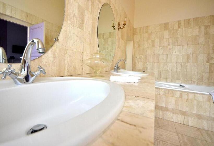 غرفة كمفورت مطلة على البحيرة, Château De La Motte Beaumanoir